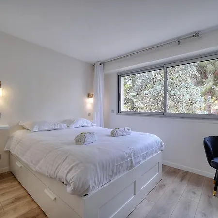 Immogroom - Renovated - Terrace - Air Conditioning - Parking Californie Apartment *